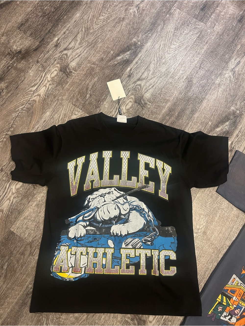 Valley Dreams Luxury Premium Graphic Saks Fifth Ave Men’s XL New w Tags 🔥🔥